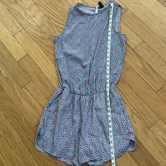 Gap Sleeveless Romper Geometric Shorts Purple/White/Blue - Small Tall (ST) - Picture 13 of 13